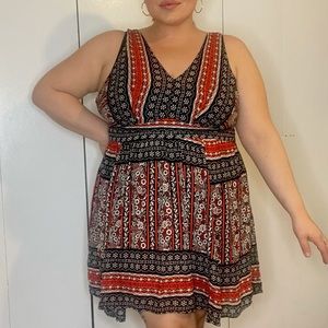 Pattern mid length dress with ties